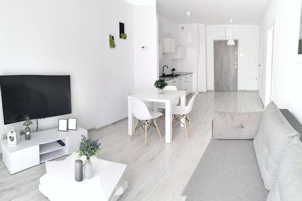 Green Apartment Promenada Gwiazd- Widok Na Morze. Miedzyzdroje Bagian luar foto